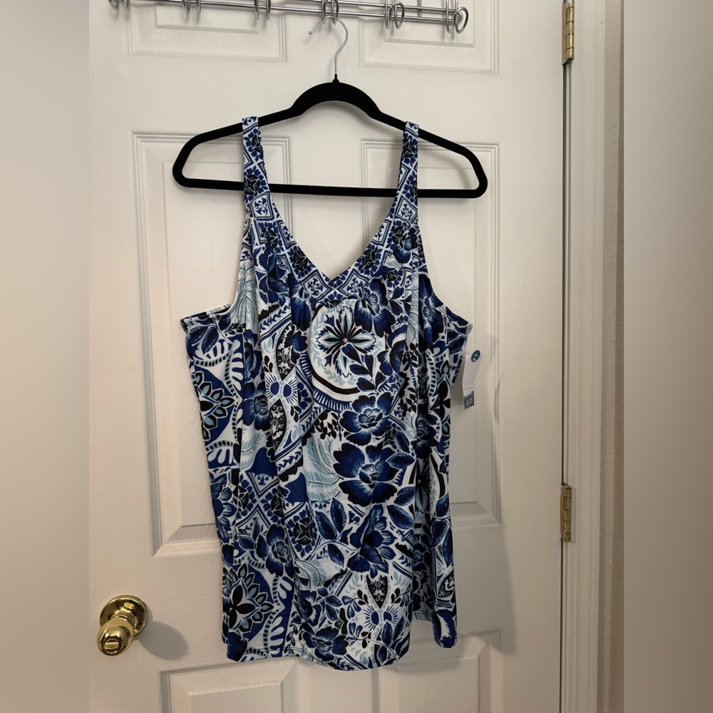 Lane Bryant Navy and White Floral Swim Tank Top